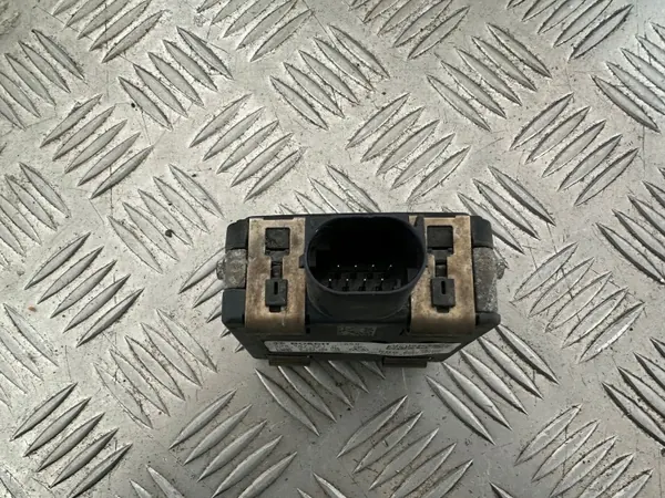 Skoda Fabia III Tutkamoduuli OEM 5Q0907561D image 8