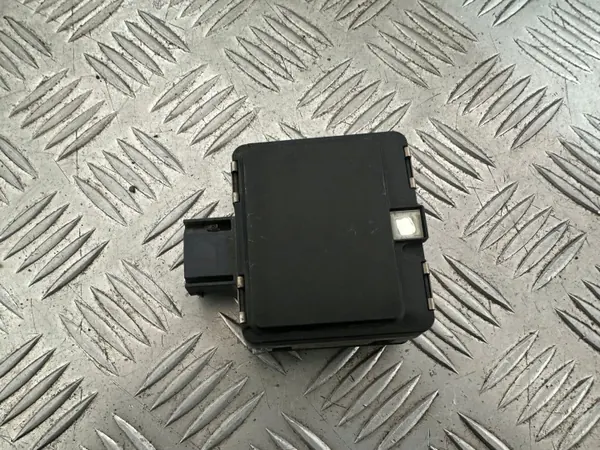 Skoda Fabia III Tutkamoduuli OEM 5Q0907561D image 9