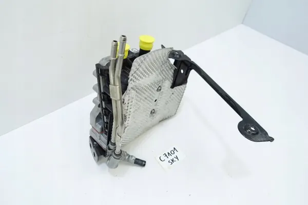 Värmväxlare OEM 5QF963231 för VW GTE Audi e-tron image 3
