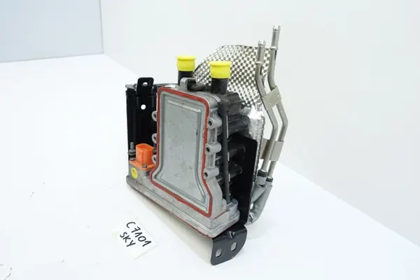 Värmväxlare OEM 5QF963231 för VW GTE Audi e-tron image 4