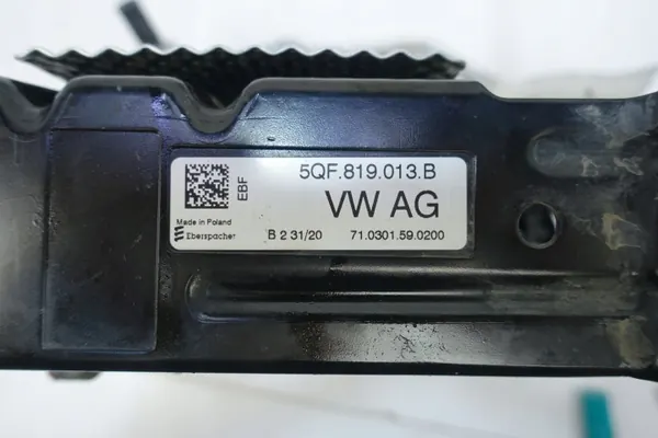Värmväxlare OEM 5QF963231 för VW GTE Audi e-tron image 7