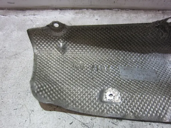 BMW OEM 51487185213 Vänster Avgasvärmesköld image 3