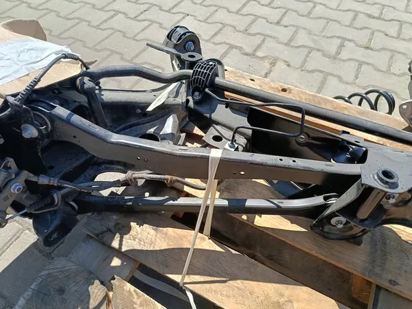 Mozzo Posteriore Sinistro Destro MINI F56 F57 con Bracci image 2