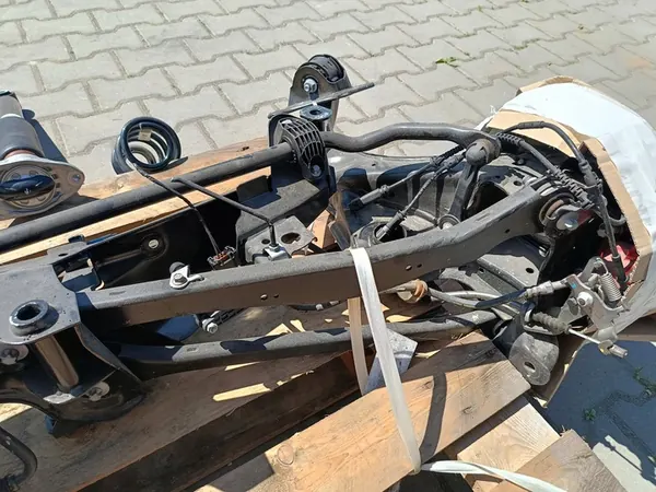 Mozzo Posteriore Sinistro Destro MINI F56 F57 con Bracci image 3