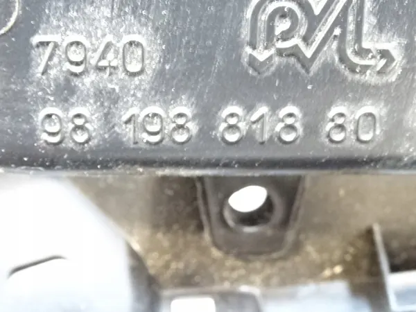 Konsolfäste OEM 98205749 för Peugeot Partner IV image 9