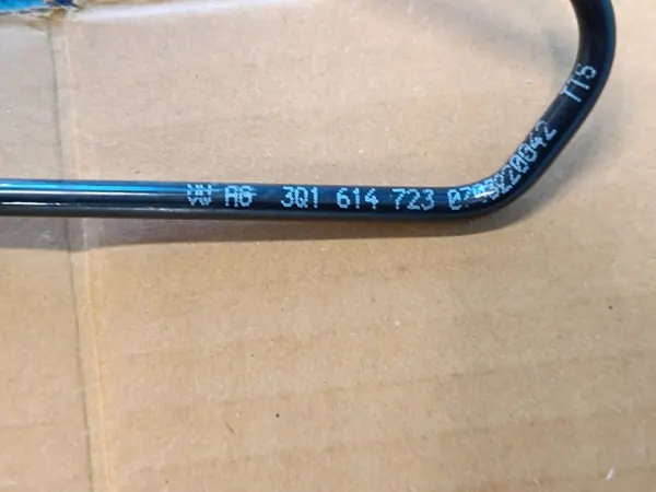 Flexible de frein avant gauche OEM 3Q1614723 VW Passat B8 image 9