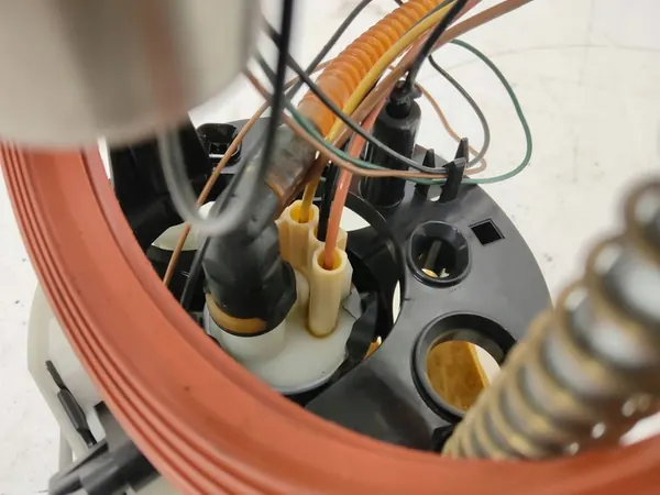 Brandstofpomp Audi Q5 SQ5 2021 image 3