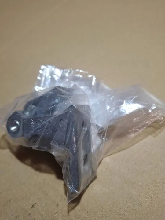 Audi A6 C7 Vänster Dörrgnagel OEM 4G0831401A image 3