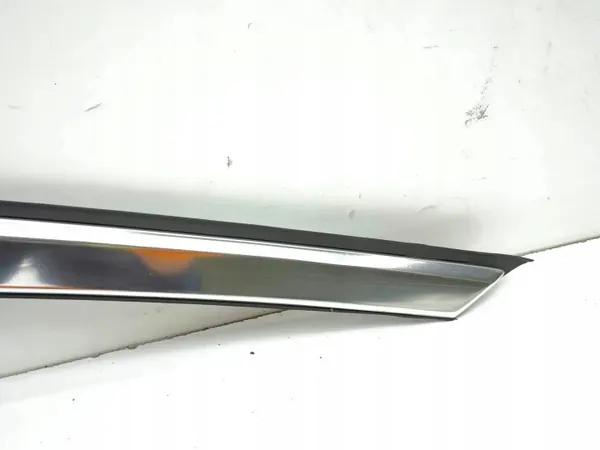Volkswagen T-Roc Sidorutslist OEM 2GA853346E image 8