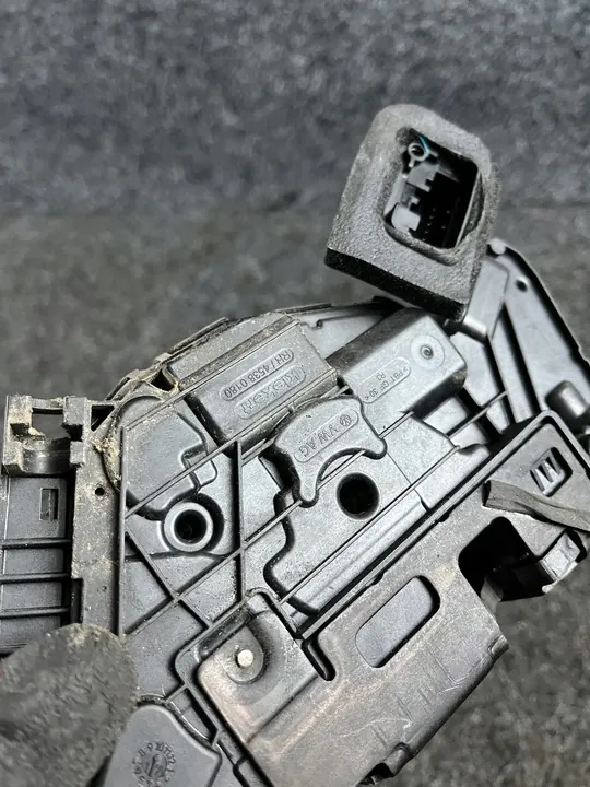 VW Audi Seat Skoda Dörrlås Höger Bak A6E5TA839016E image 7