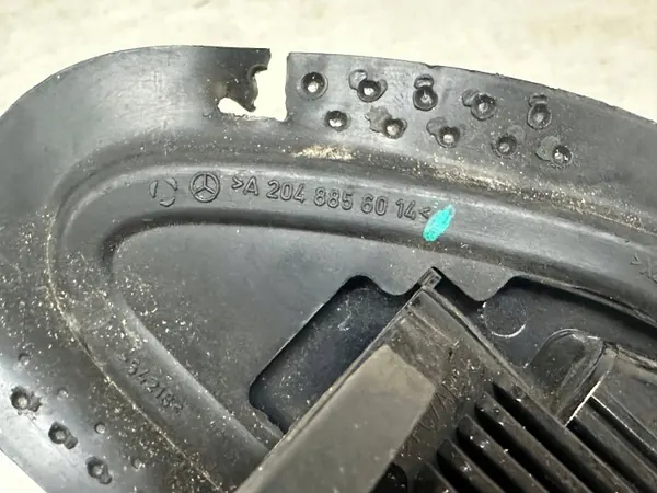 OEM A2048856014 Scheibenwascherdüsenabdeckung Front Mercedes GLK image 4