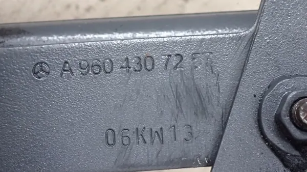 Tuyau spiralé de sécheur d'air Mercedes Actros MP4 A9604307257 image 9