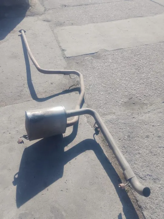 Pot d'échappement Ford Transit Connect MK2 13-18 OEM 1333958 image 2