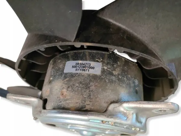 Radiatorventilator Jaguar XE OEM 500123801000 - Gebruikt image 4