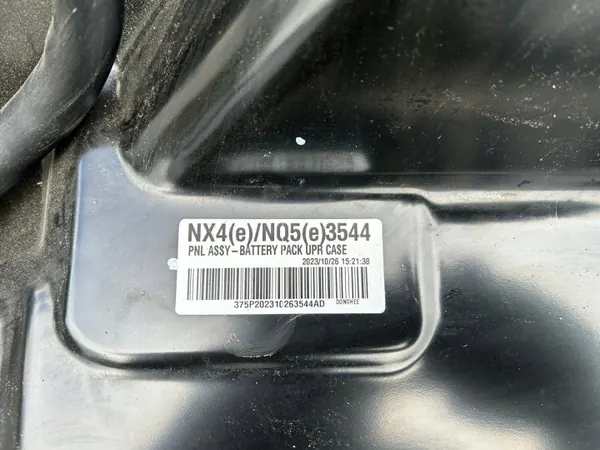 Batería de tracción OEM NC P0375-P1000 138Ah Usada image 3