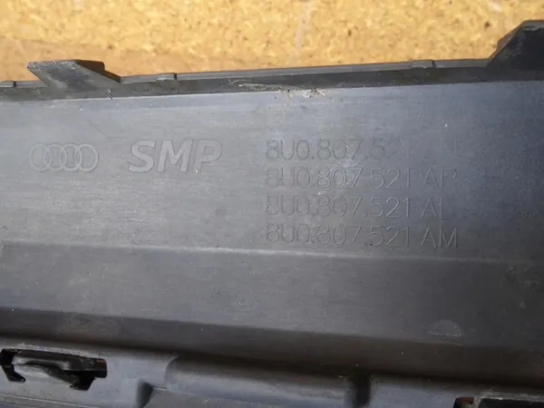 AUDI Q3 8U 15-18 Bakre Stötfångare Diffusor 8U0807521 image 10