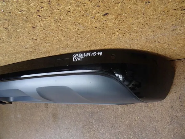 AUDI Q3 8U 15-18 Bakre Stötfångare Diffusor 8U0807521 image 3