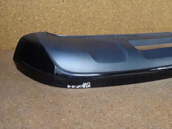 AUDI Q3 8U 15-18 Bakre Stötfångare Diffusor 8U0807521 image 5