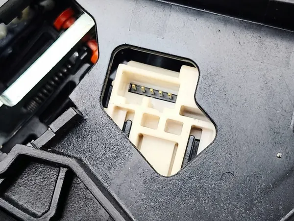 Selector de marchas Toyota OEM 75M018RHD - Usado image 7