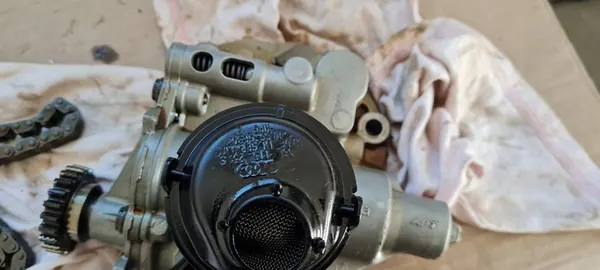 Motorolja pump Audi Q5 2.0 TFSI image 4