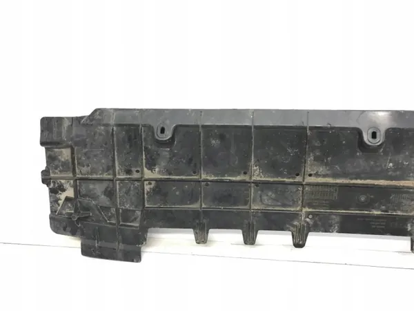Capa para-choques dianteiro Audi Q3 OEM 83A807611 - Usado image 5