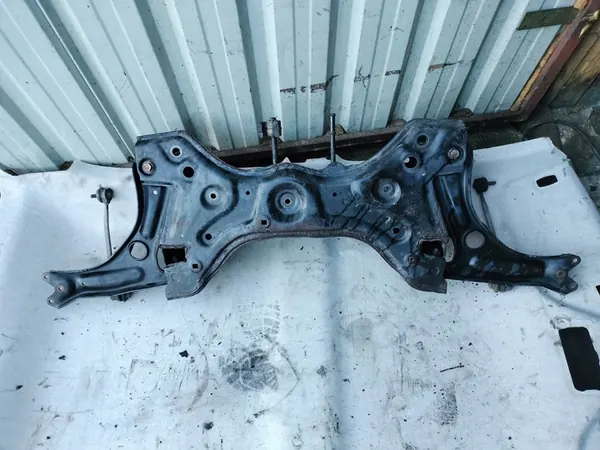 VW Up Seat Mii Skoda Citigo 1.0 Poutre de Suspension image 6