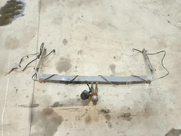 Barra de remolque Ford Fiesta mk7 OEM mjhgtresw - Trasera image 2