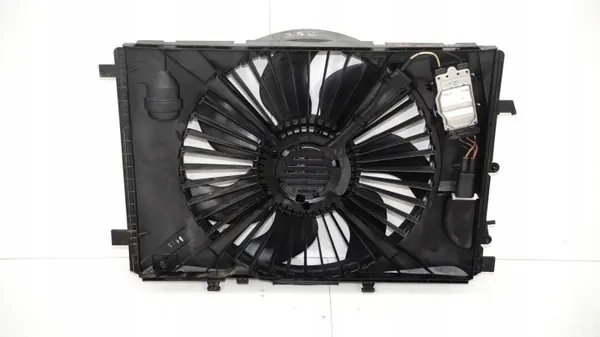 Kylfläkt OEM 363001740 Mercedes W204 2007-2011 image 4