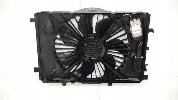 Kylfläkt OEM 363001740 Mercedes W204 2007-2011 image 5