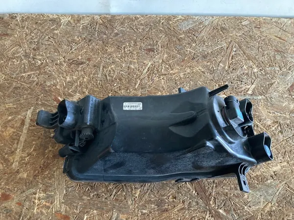 Farol dianteiro esquerdo Volkswagen Caddy image 6