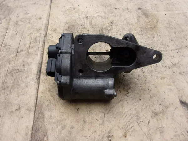 EGR-klep Renault Scenic 1.9DCI A2C53026301 image 3