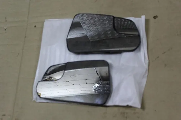 Insert de espelho Ford Mustang 2015-2018 OEM 23710HY00C image 2