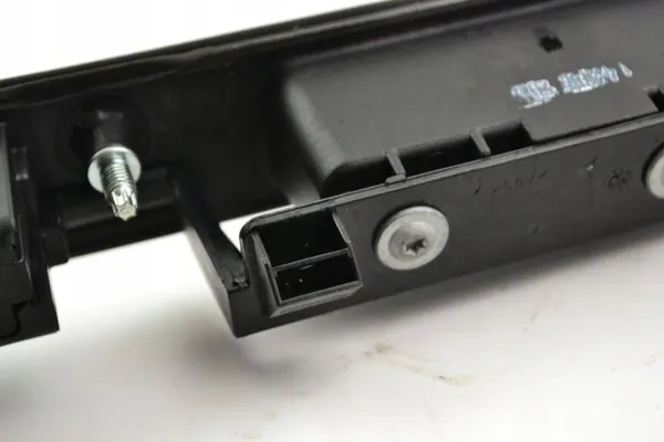 Faixa luz porta-malas Audi A3 8P OEM BJF646 image 4