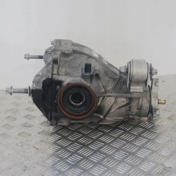 Redutor traseiro Mercedes-Benz E (W213) A2133510008 image 2