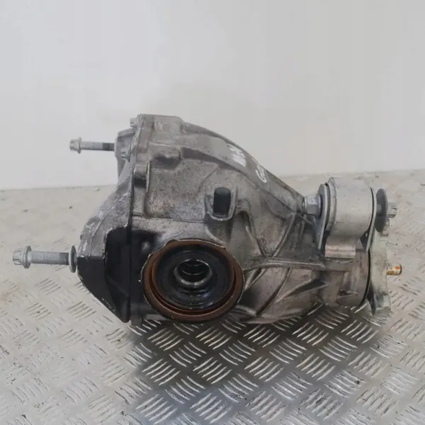 Redutor traseiro Mercedes-Benz E (W213) A2133510008 image 4