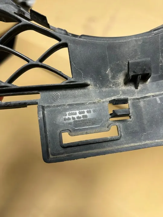 Griglia Mercedes Benz GLE A1668880260 image 7