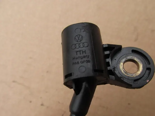 Sensor de batida Audi Q5 I 8R 2.0 TDI 2012 OEM image 4