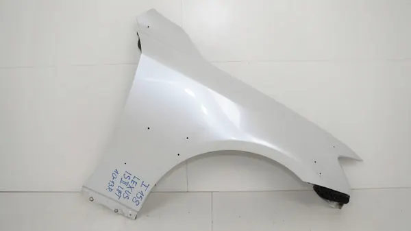 Garde-boue droit avant Lexus IS II OEM 360204167 image 2