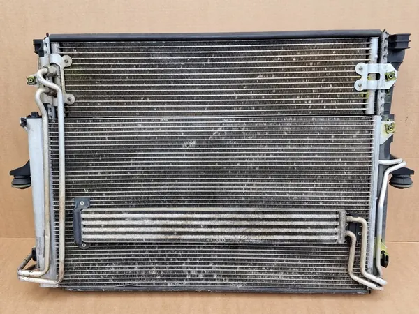 Conjunto de ventiladores de radiador Q7 Touareg Cayenne image 2