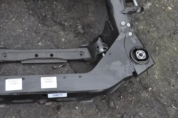 BMW IX3 G08 achterophangingbalk OEM 416417 image 4