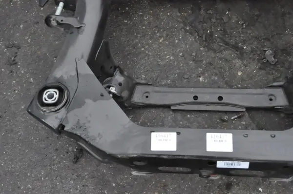 BMW IX3 G08 achterophangingbalk OEM 416417 image 5