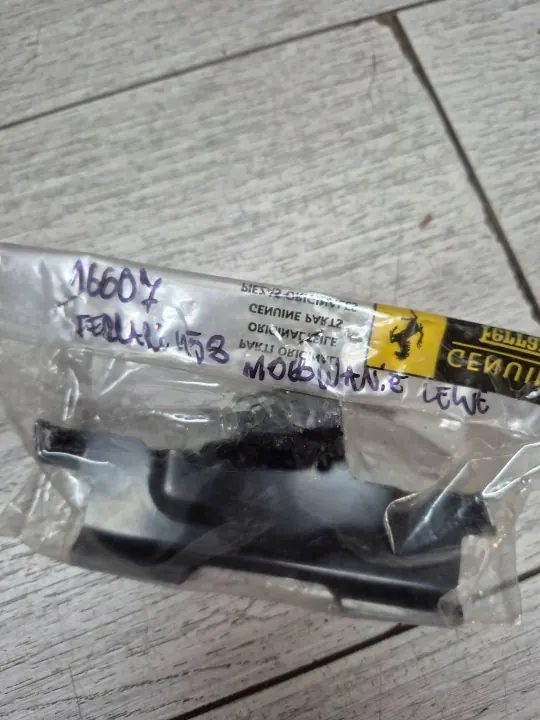 Ferrari 458 Vänster Strålkastarfäste OEM 264942 image 3