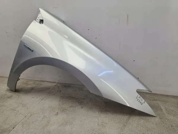 RENAULT LAGUNA III Höger Framskärm TED69 image 5