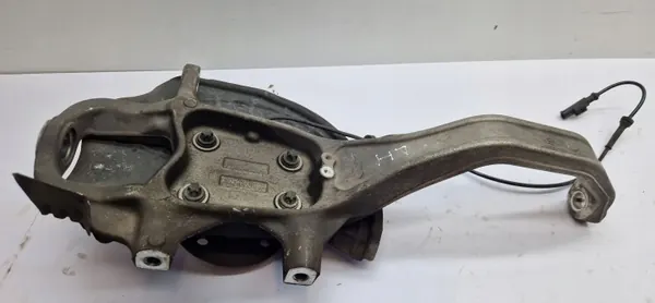Cubo Roda Dianteira Esquerda OEM 670039066 Maserati image 2