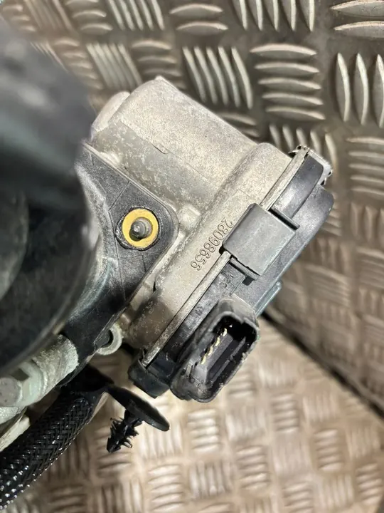 Corpo de borboleta Peugeot 308 I 1.6 HDI image 7