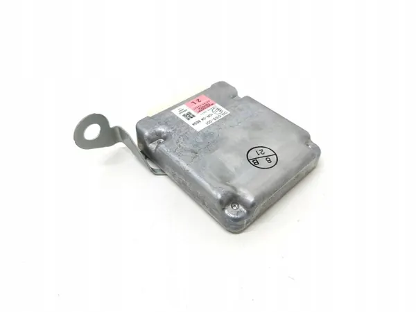 Module régulateur Toyota RAV4 OEM 8815042021 image 3