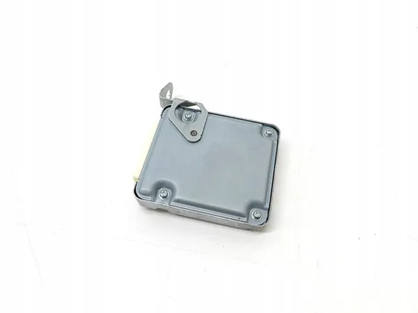 Module régulateur Toyota RAV4 OEM 8815042021 image 4