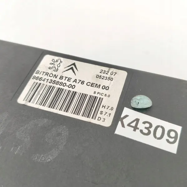Module de contrôle toit OEM 9664135880 pour Peugeot 207 CC image 4