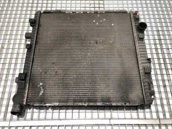 Radiateur d'eau d'occasion OEM A6685000102 - Autosan image 2