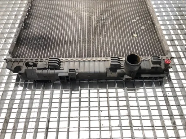 Radiateur d'eau d'occasion OEM A6685000102 - Autosan image 4